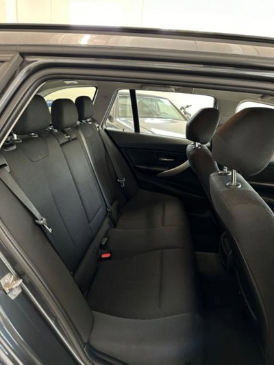 BMW Serie 3 Touring 316d  Sport (17)