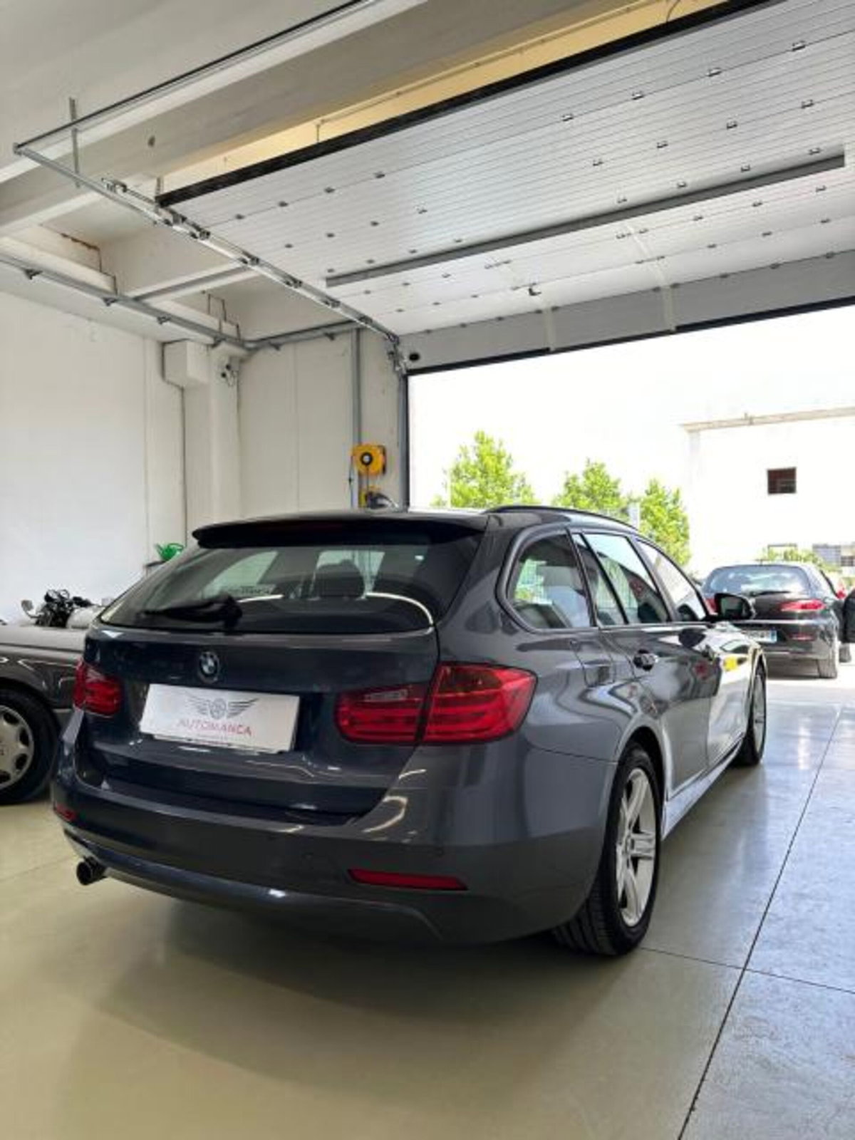 BMW Serie 3 Touring 316d  Sport (4)