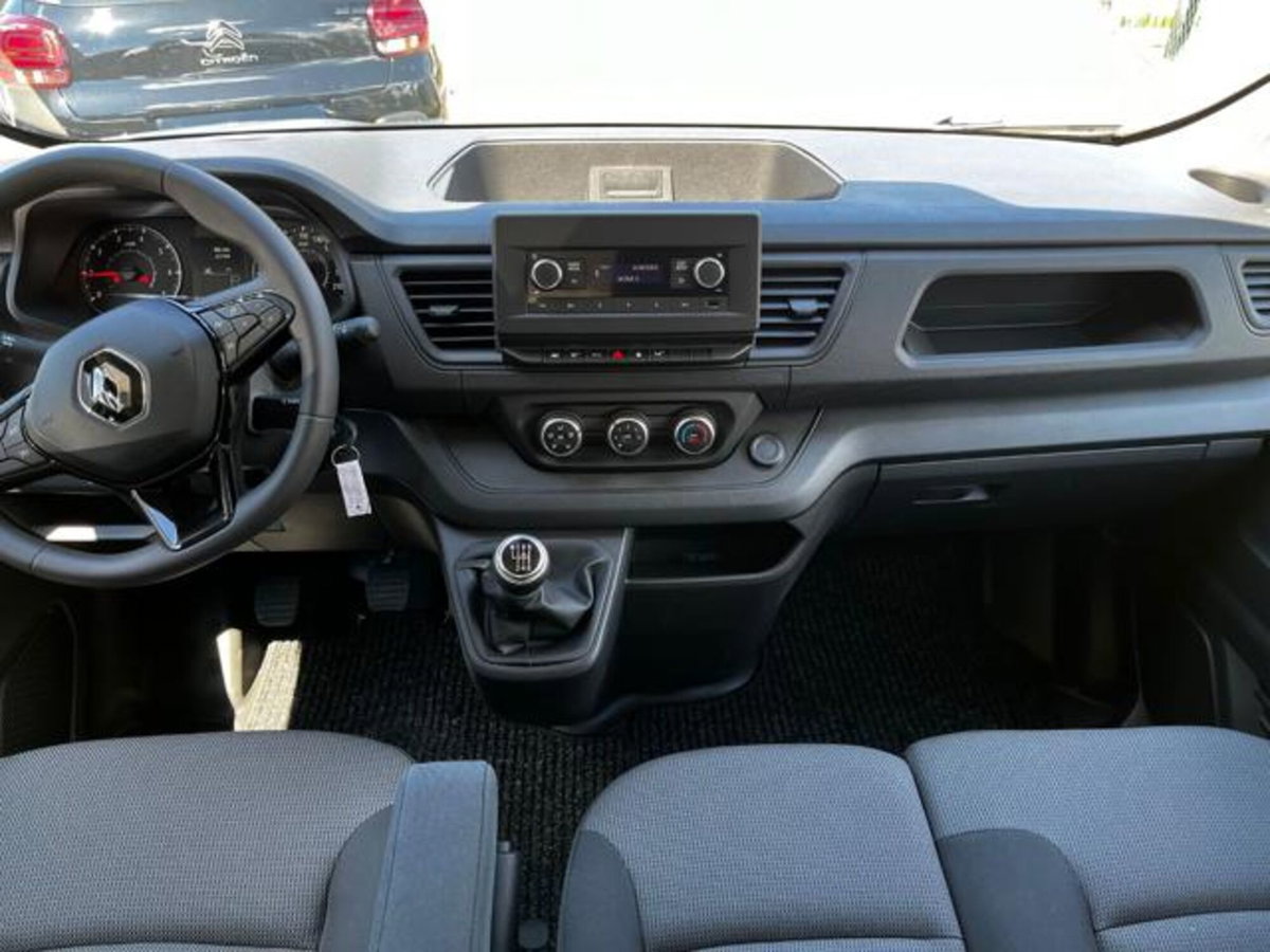 Renault Trafic Furgone BluedCi 150CV PC-TN Zen (9)