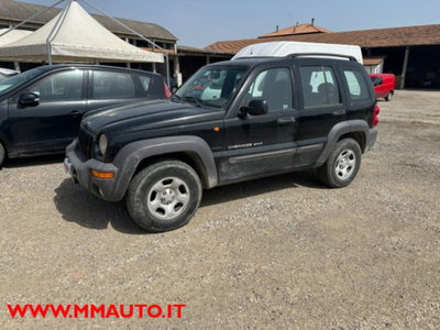 Jeep Cherokee 2.8 CRD Sport (2)