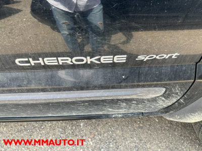 Jeep Cherokee 2.8 CRD Sport (5)