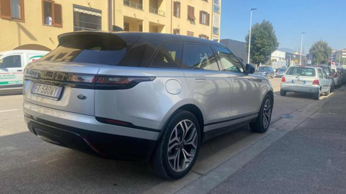 Land Rover Range Rover Velar 2.0 Si4 250 CV R-Dynamic S (4)