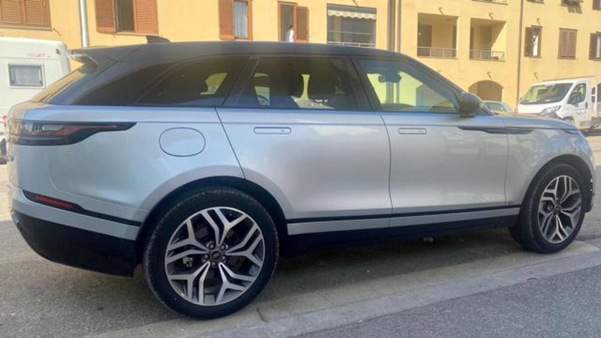 Land Rover Range Rover Velar 2.0 Si4 250 CV R-Dynamic S (7)