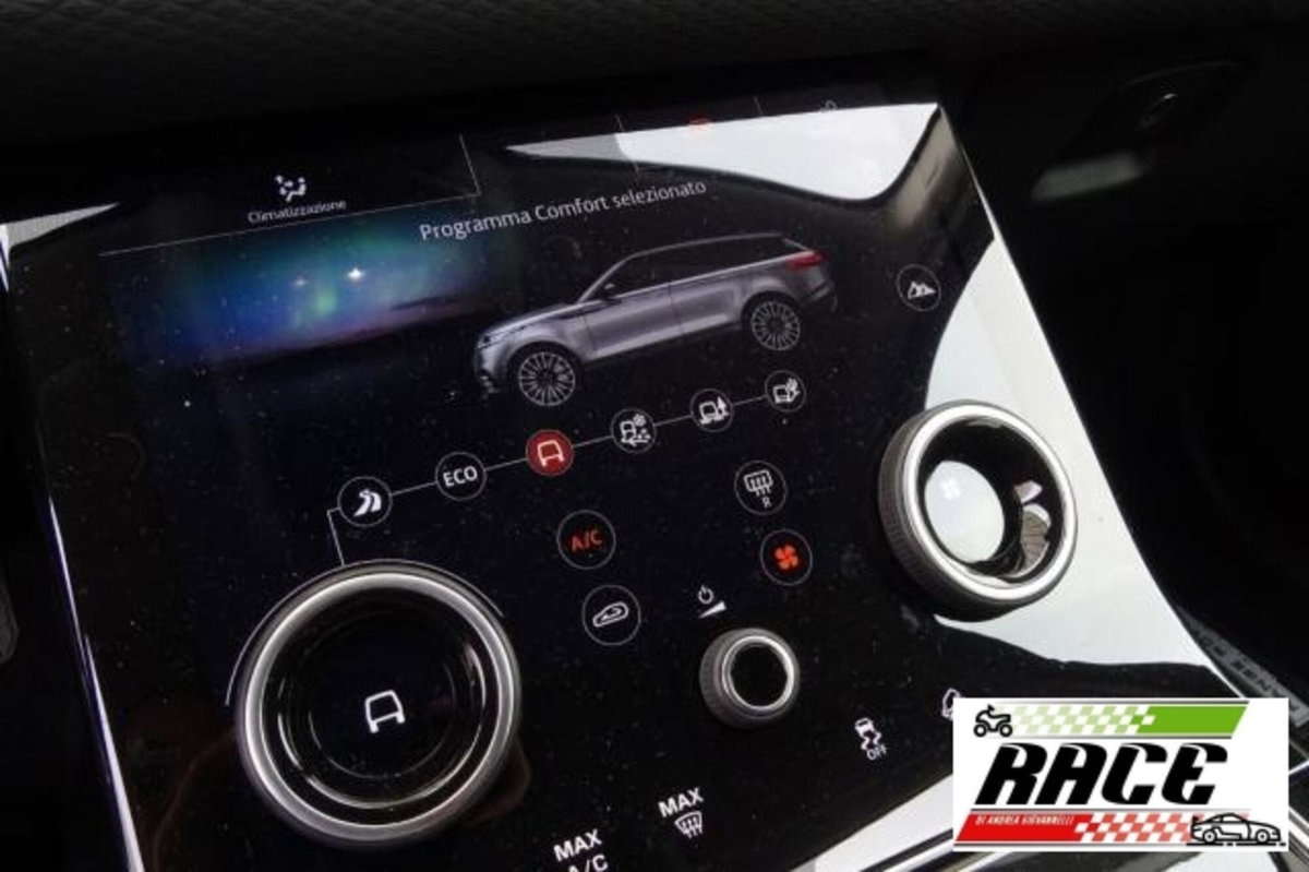Land Rover Range Rover Velar 2.0D I4 180 CV (12)