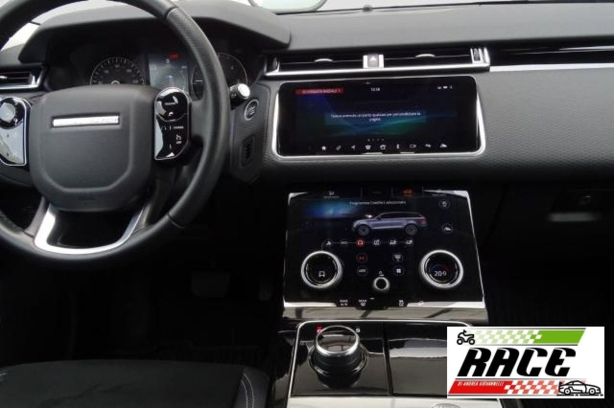 Land Rover Range Rover Velar 2.0D I4 180 CV (14)