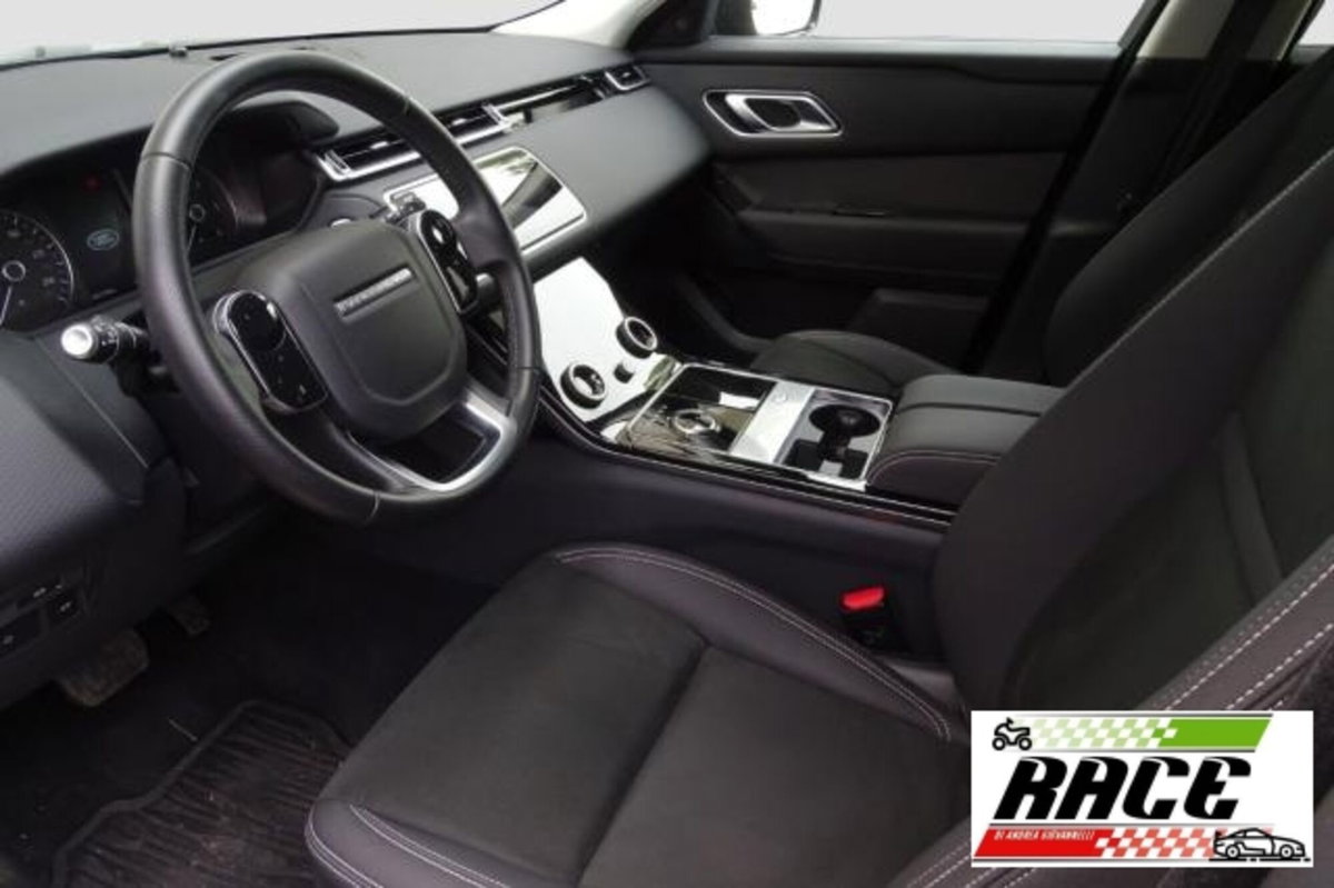 Land Rover Range Rover Velar 2.0D I4 180 CV (9)