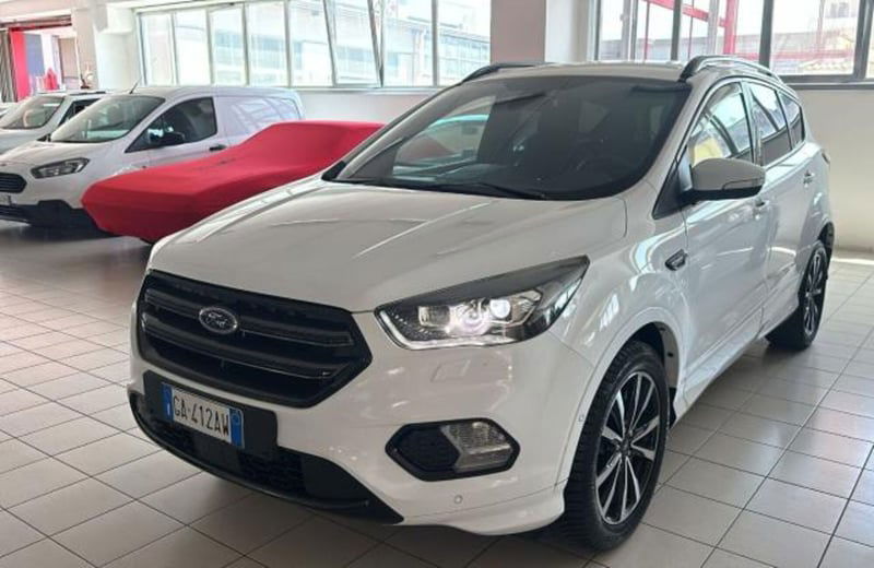 Ford Kuga 2.0 TDCI 150 CV S&S 4WD ST-Line