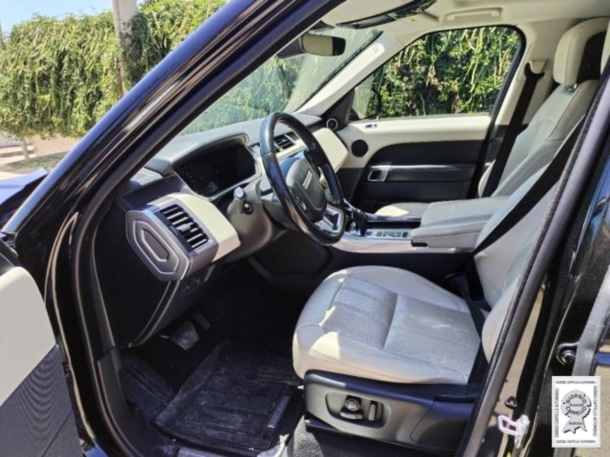 Land Rover Range Rover Sport 3.0 SDV6 HSE (10)