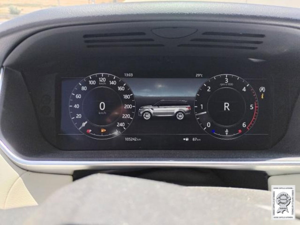 Land Rover Range Rover Sport 3.0 SDV6 HSE (11)