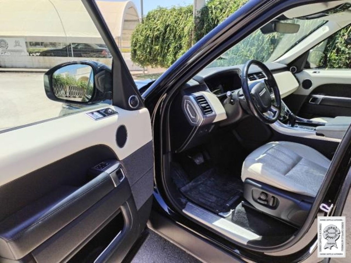 Land Rover Range Rover Sport 3.0 SDV6 HSE (9)