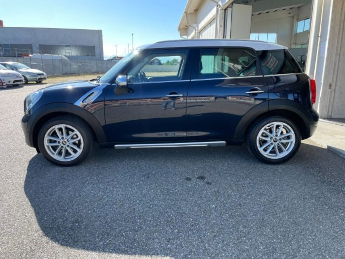 MINI Mini Countryman 2.0 Cooper D Countryman Automatica (2)