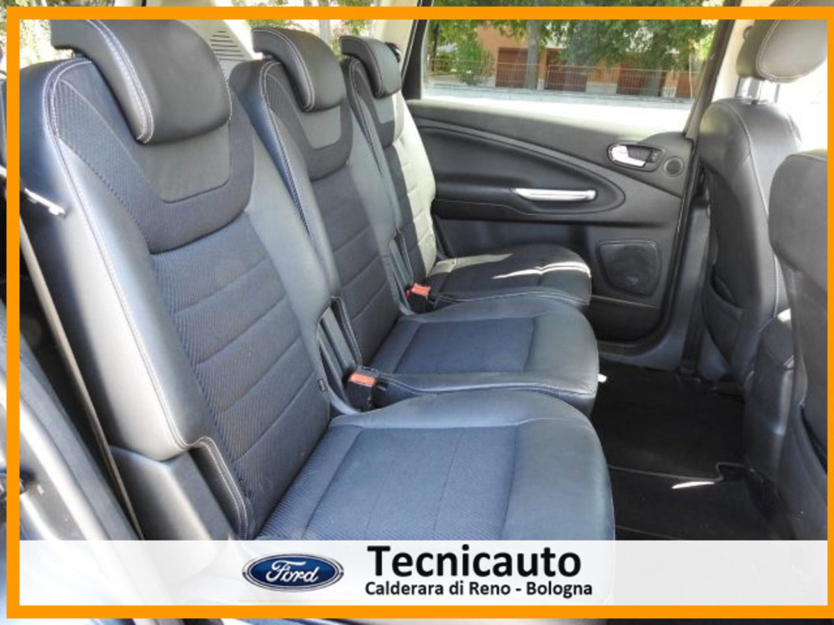 Ford S-Max 2.0 TDCi 163CV Powershift New Titanium (12)