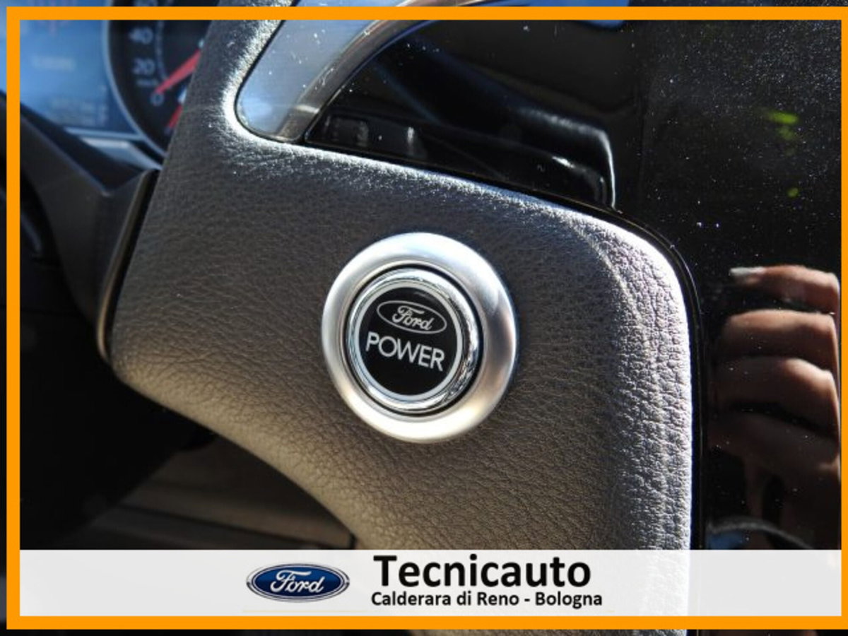 Ford S-Max 2.0 TDCi 163CV Powershift New Titanium (16)