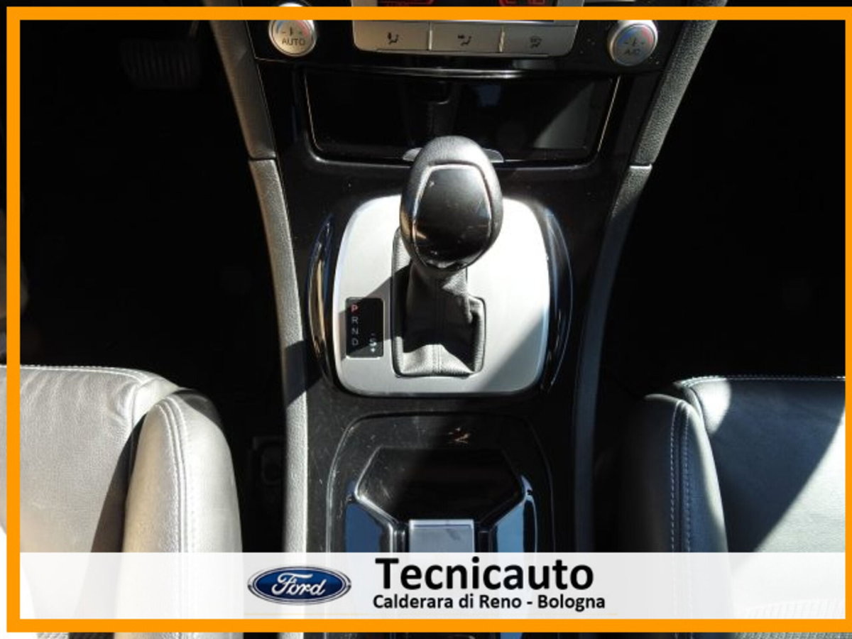 Ford S-Max 2.0 TDCi 163CV Powershift New Titanium (19)