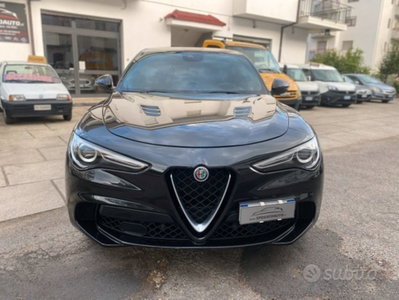 Alfa Romeo Stelvio Stelvio 2.9 Bi-Turbo V6 510 CV AT8 Quadrifoglio (2)