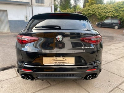 Alfa Romeo Stelvio Stelvio 2.9 Bi-Turbo V6 510 CV AT8 Quadrifoglio (5)