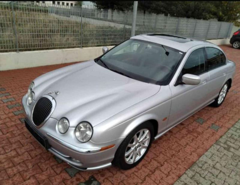 Jaguar S-Type 3.0 V6 Executive