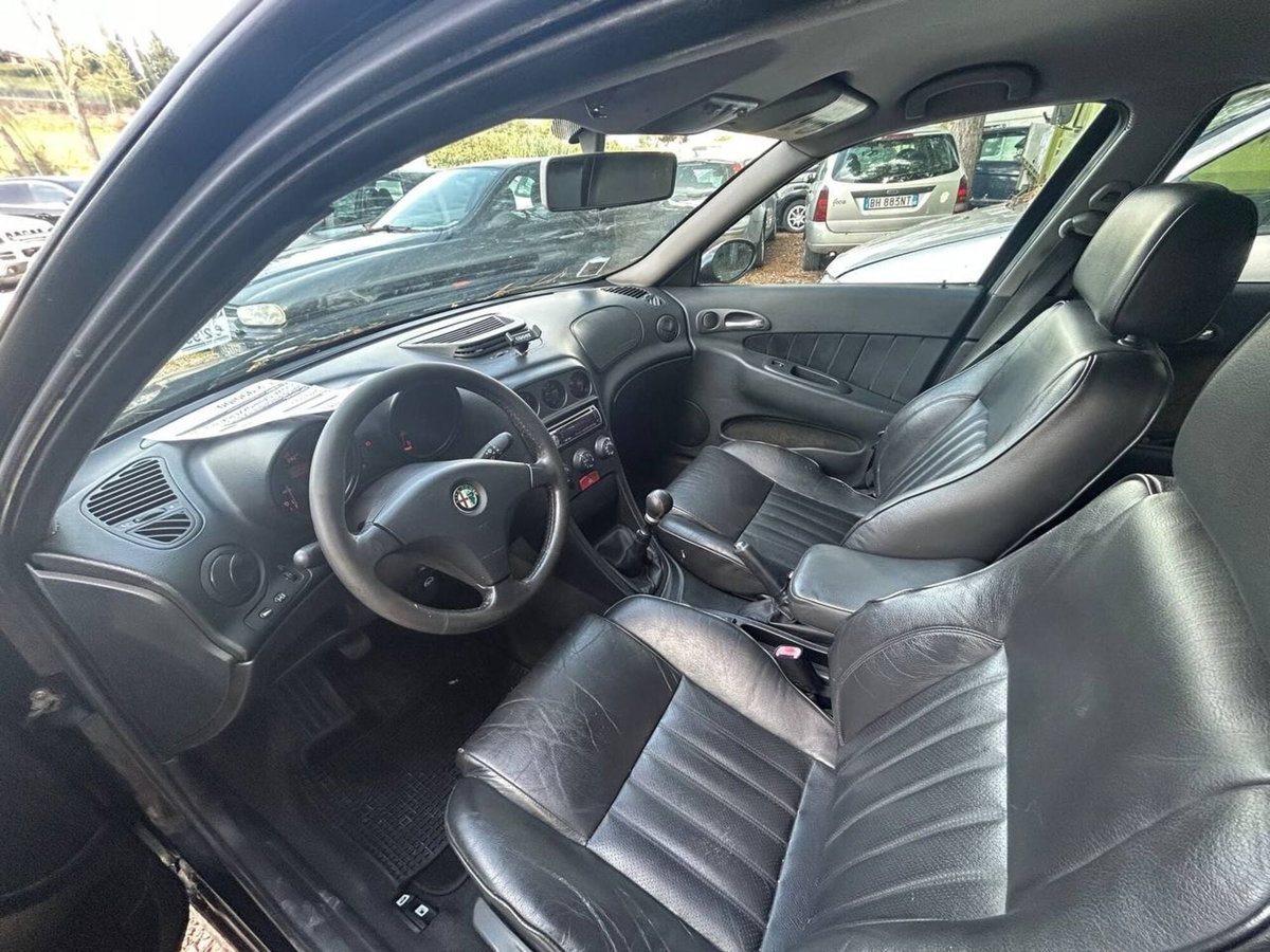 Alfa Romeo 156 1.9 JTD cat Distinctive (10)