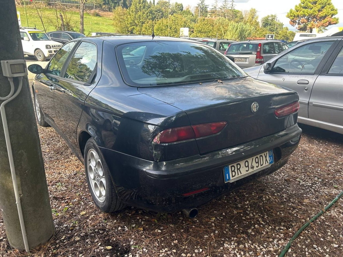 Alfa Romeo 156 1.9 JTD cat Distinctive (6)