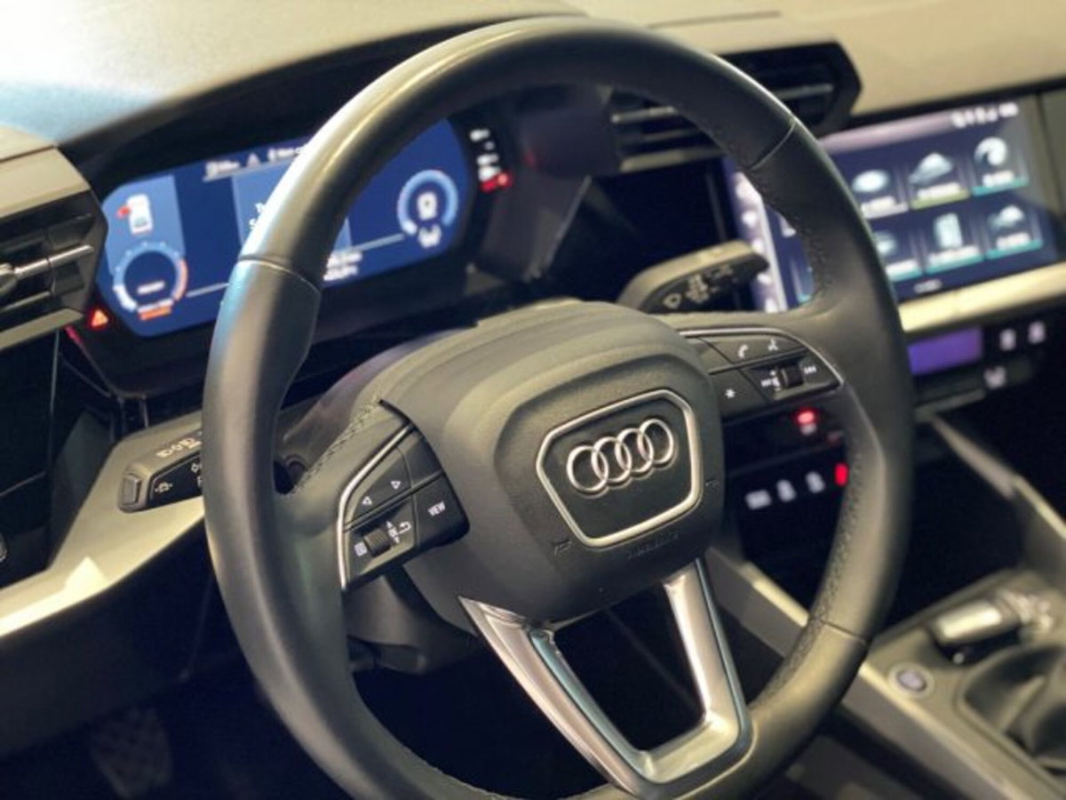 Audi A3 Sedan 30 TFSI S line edition (10)