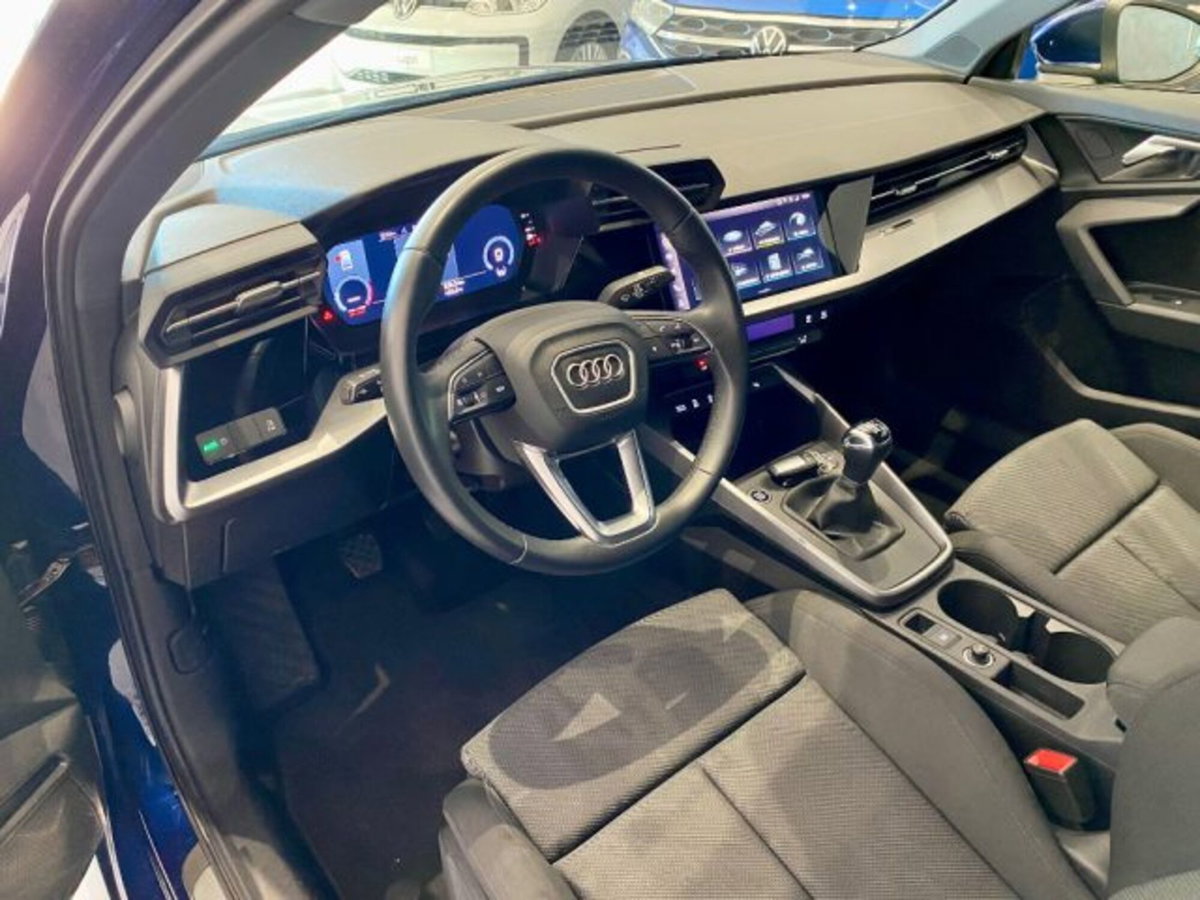 Audi A3 Sedan 30 TFSI S line edition (14)