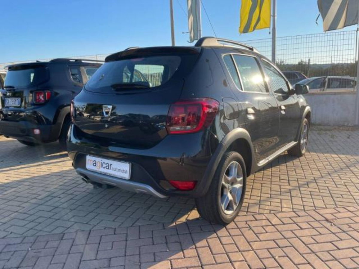 Dacia Sandero Stepway 1.5 Blue dCi 95 CV Comfort (5)