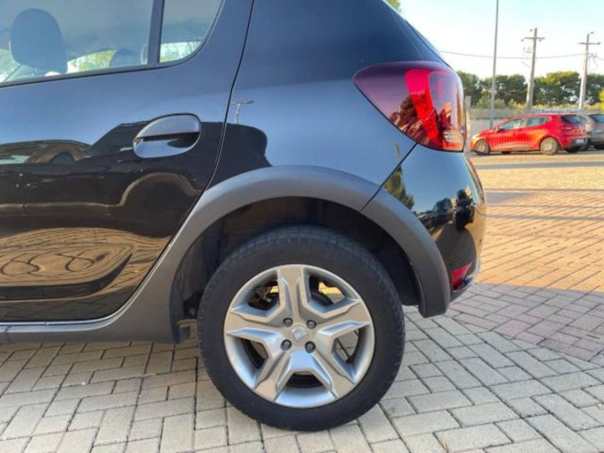 Dacia Sandero Stepway 1.5 Blue dCi 95 CV Comfort (8)