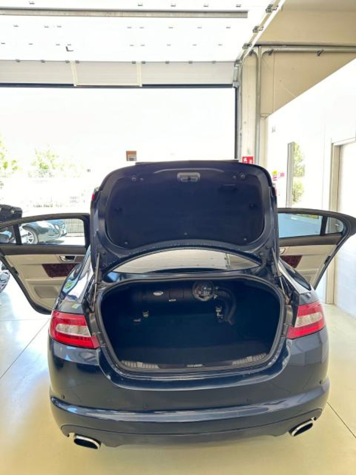 Jaguar XF 3.0 V6 Luxury (20)