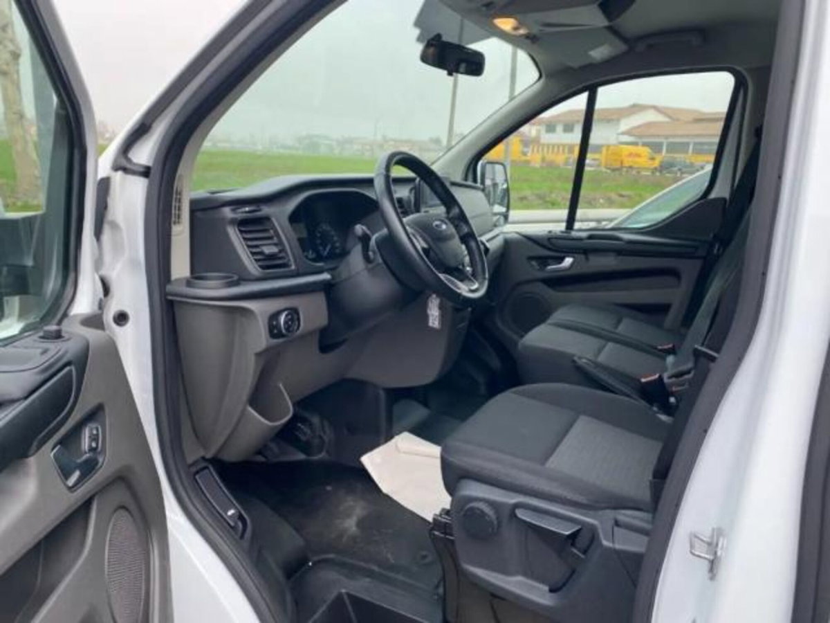 Ford Transit Custom Furgone 340 2.0 TDCi 170 PC-DC Furgone Entry (6)