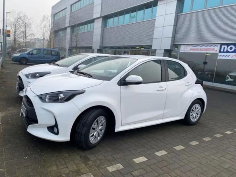 Toyota Yaris 1.5 5 porte Active