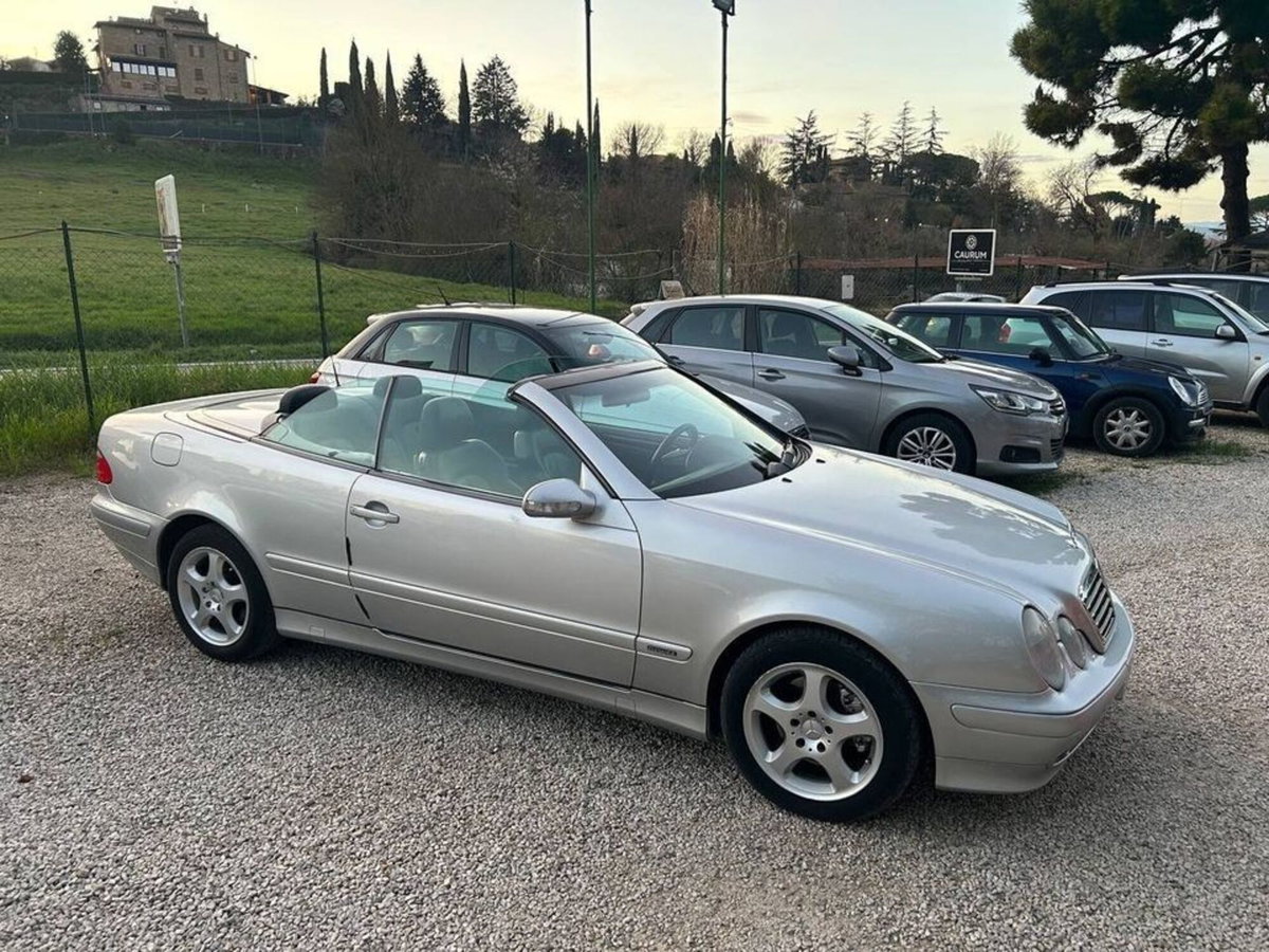 Mercedes-Benz CLK 200 Kompressor cat Cabrio Elegance (4)