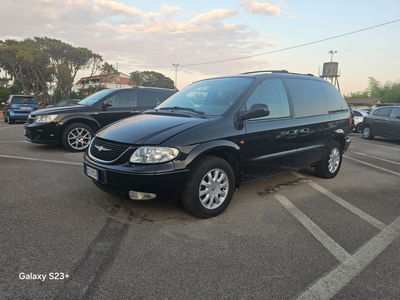 Chrysler Voyager 2.5 CRD cat LX Leather  usata