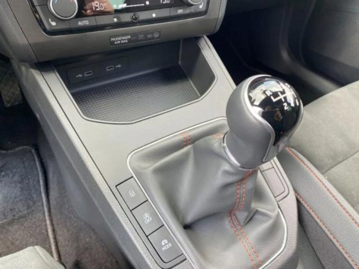 SEAT Ibiza 1.0 ecotsi FR 115cv (6)