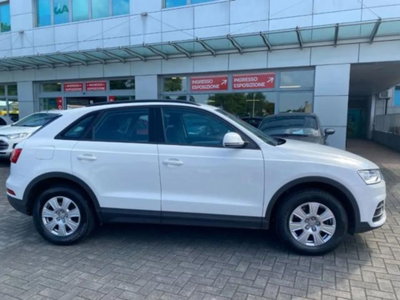 Audi Q3 2.0 TDI 150 CV (3)