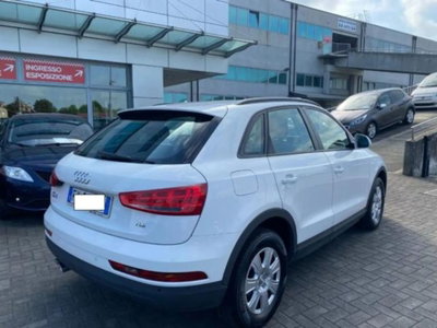 Audi Q3 2.0 TDI 150 CV (4)