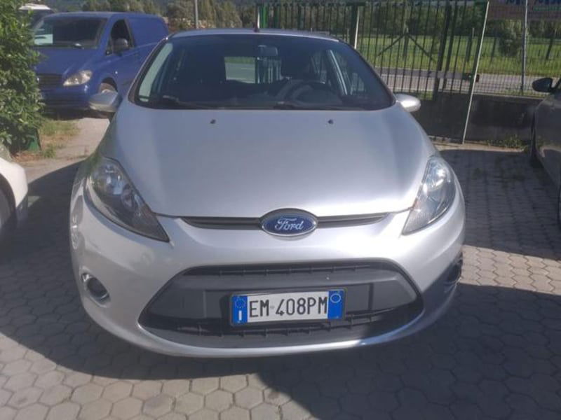 Ford Fiesta 1.4 TDCi 70CV 5 porte Titanium