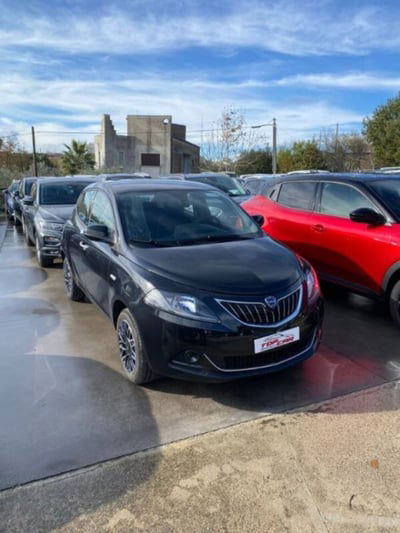 Lancia Ypsilon 1.2 69 CV 5 porte GPL Gold Plus nuova