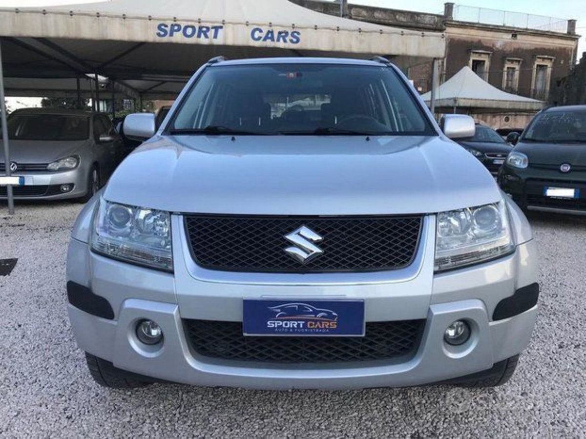 Suzuki Grand Vitara 1.9 DDiS 3 porte Offroad (2)
