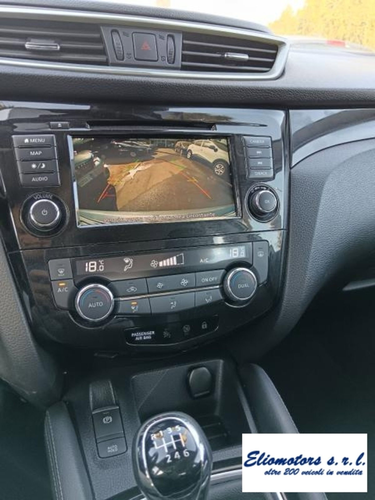 Nissan Qashqai 1.3 DIG-T 140 CV Business (4)