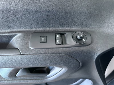 Citroen Berlingo Furgone BlueHDi 100 Van M Control (16)