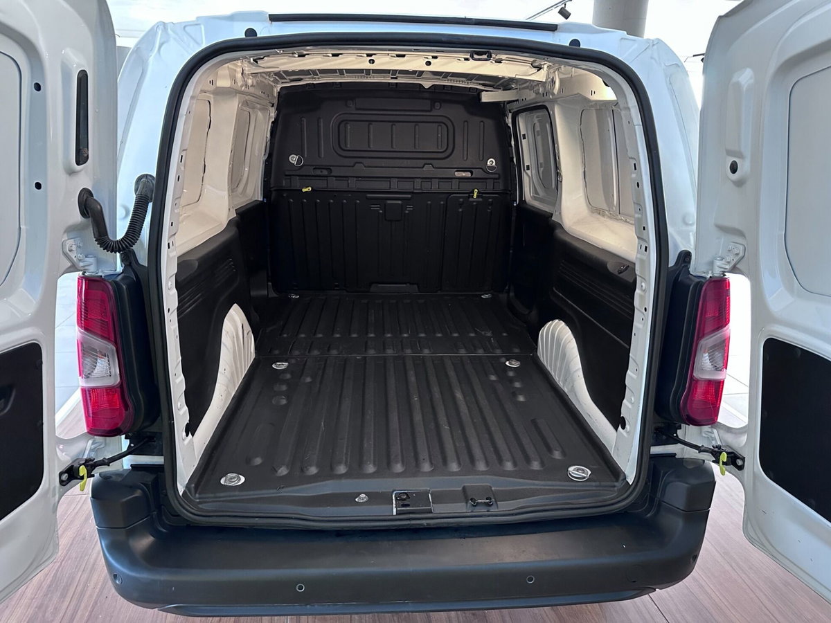 Citroen Berlingo Furgone BlueHDi 100 Van M Control (18)