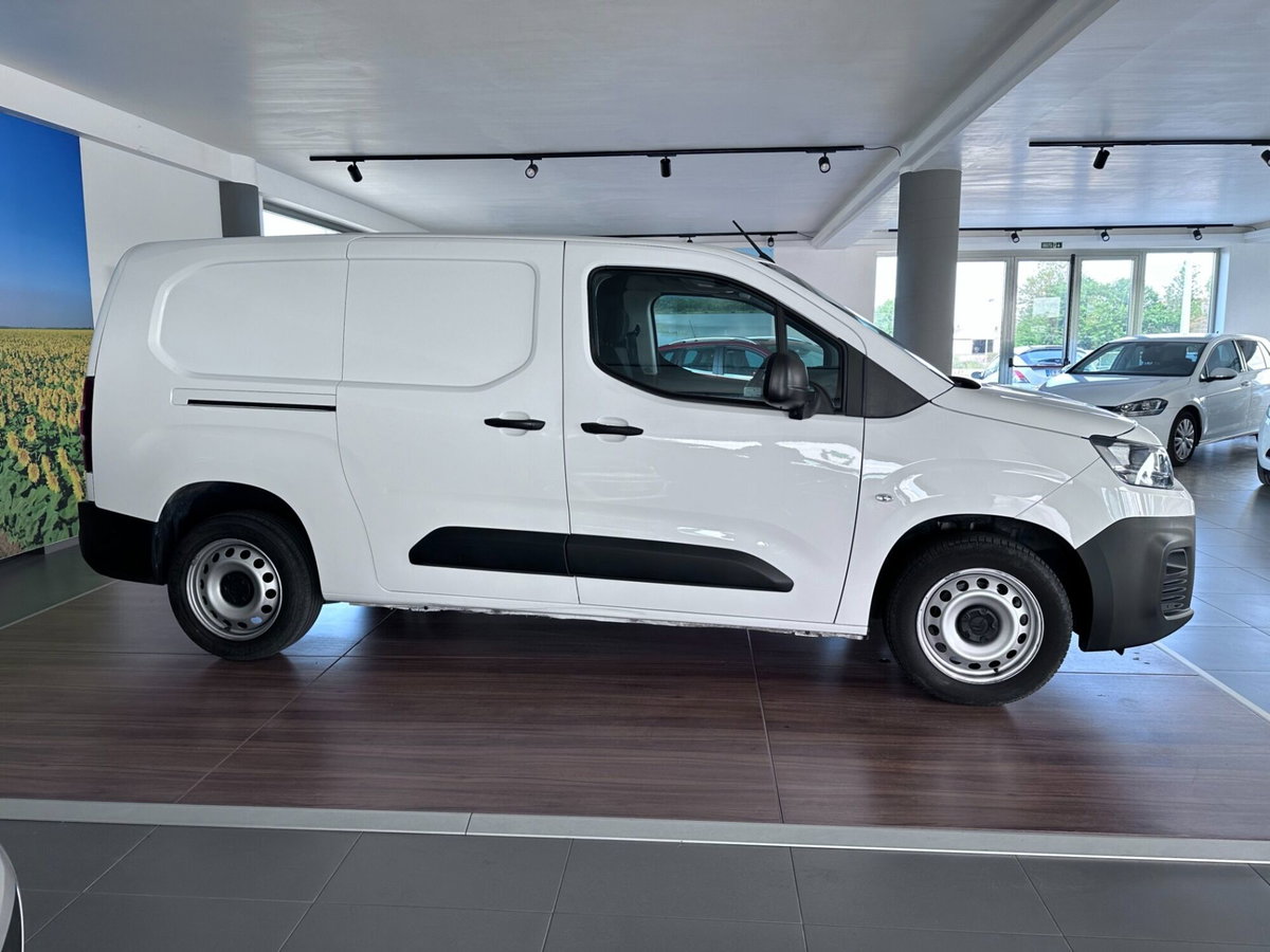 Citroen Berlingo Furgone BlueHDi 100 Van M Control (6)