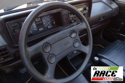 Volkswagen Golf Cabrio 1600 GLI (13)
