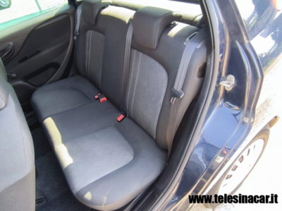 Fiat Punto 1.3 MJT II 75 CV 5 porte Lounge (10)