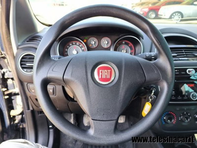 Fiat Punto 1.3 MJT II 75 CV 5 porte Lounge (13)