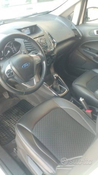 Ford EcoSport 1.5 TDCi 95 CV Plus (4)
