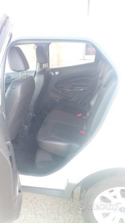 Ford EcoSport 1.5 TDCi 95 CV Plus (5)