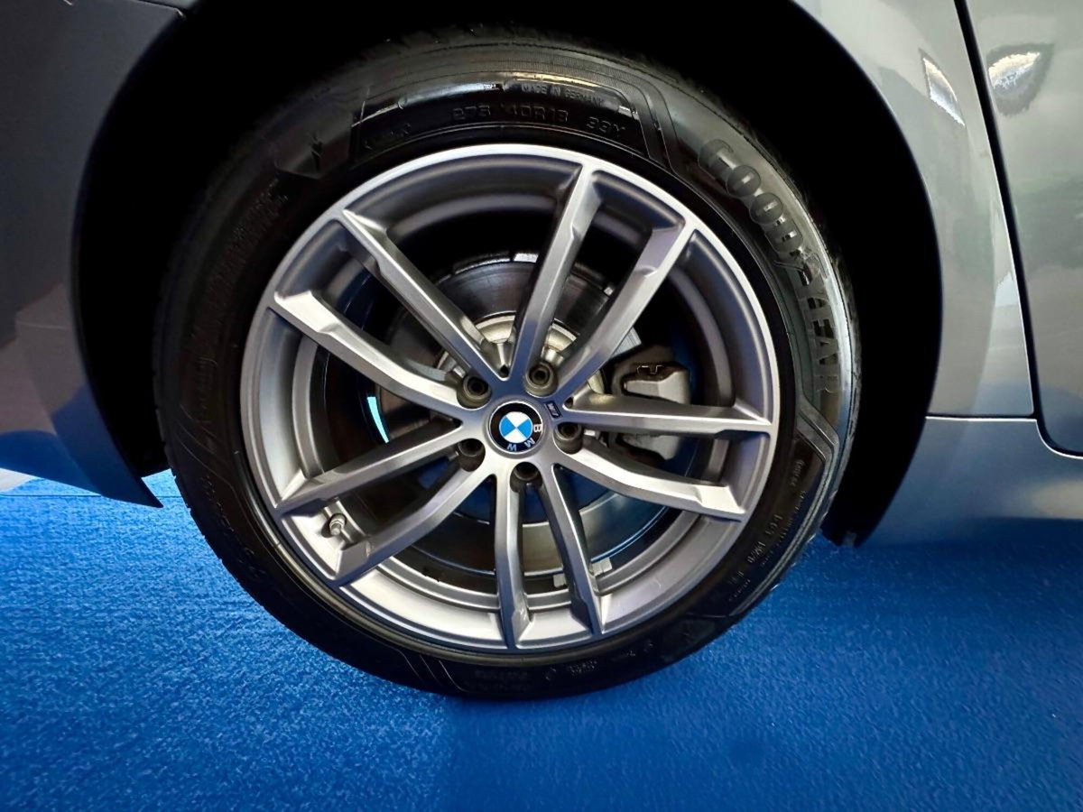 BMW Serie 5 Touring 520d  Msport (14)