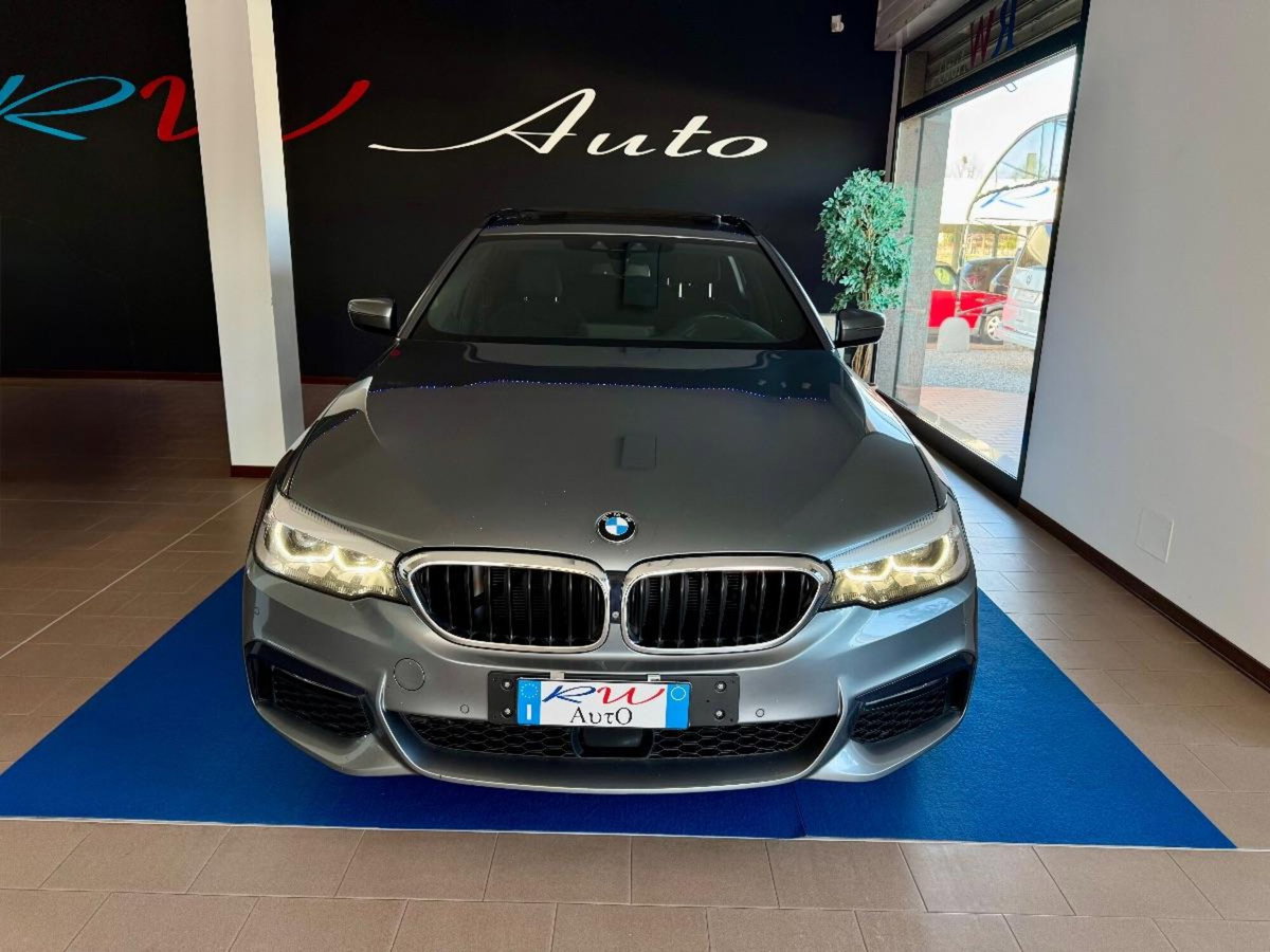 BMW Serie 5 Touring 520d  Msport (3)