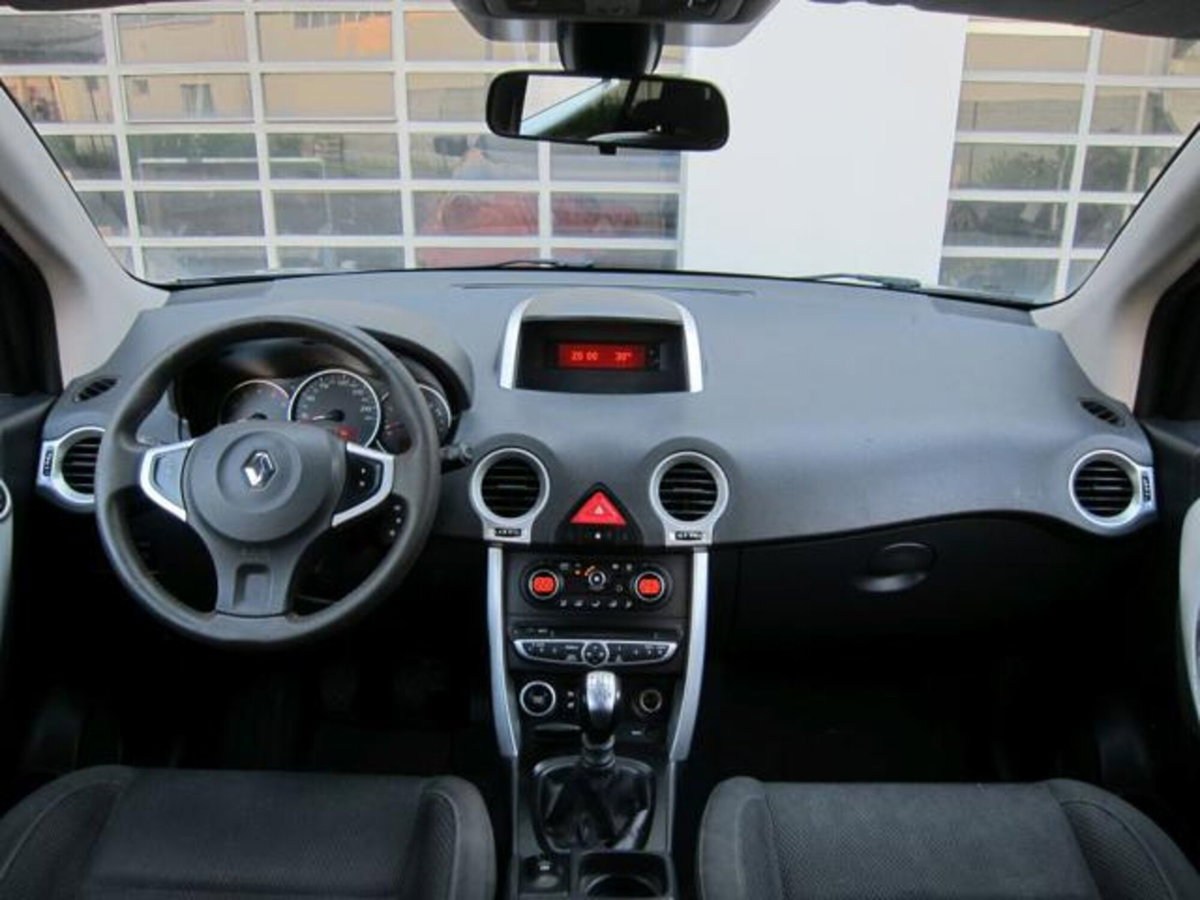 Renault Koleos 2.0 dCi 150CV 4X4 Dynamique (3)